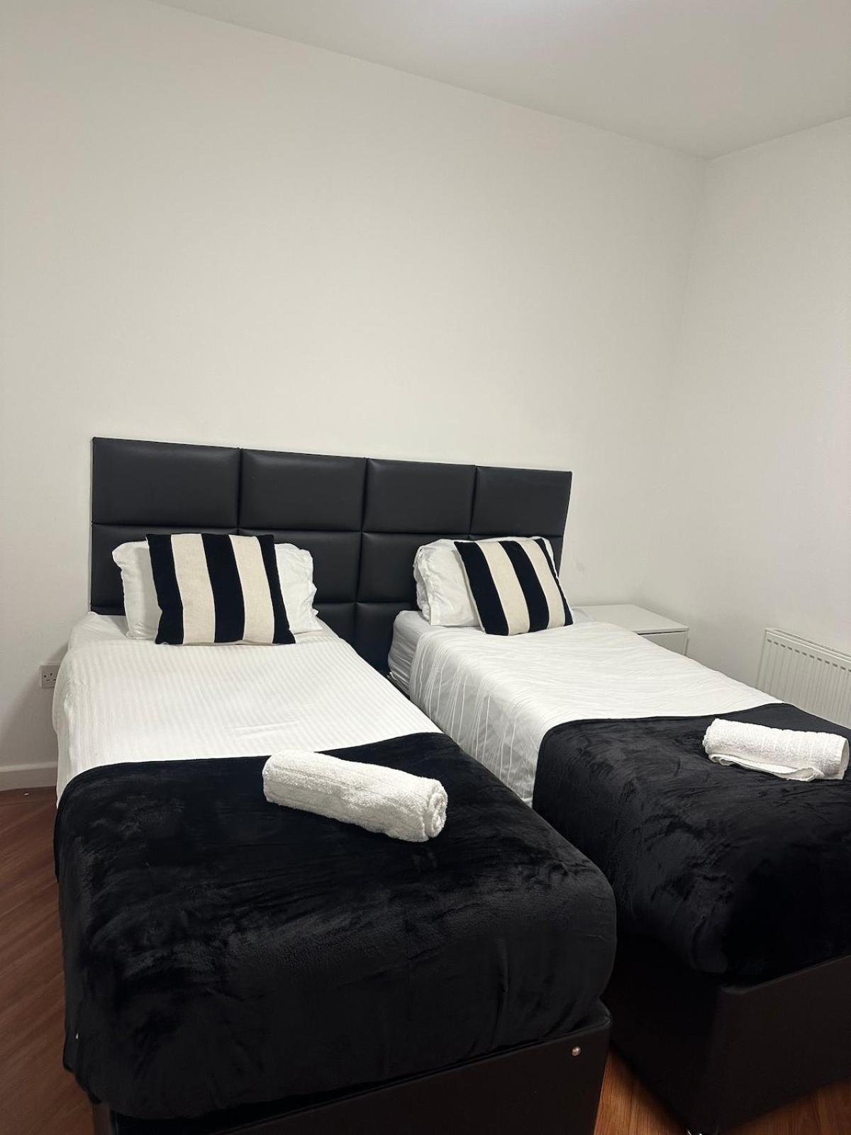 Two Bedroom House Free Parking Liverpool Buitenkant foto